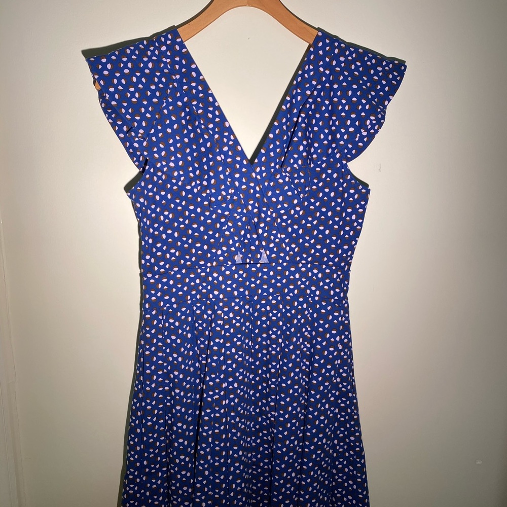 Dress - Picture 2 of 3